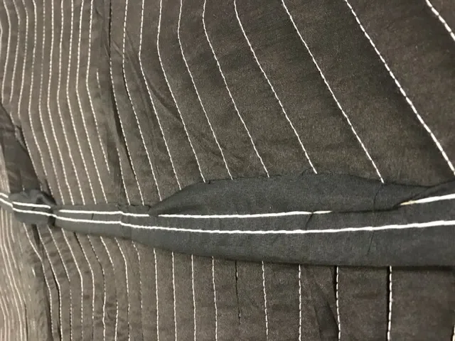 Heavy-Duty Extra-Thick Moving Blanket